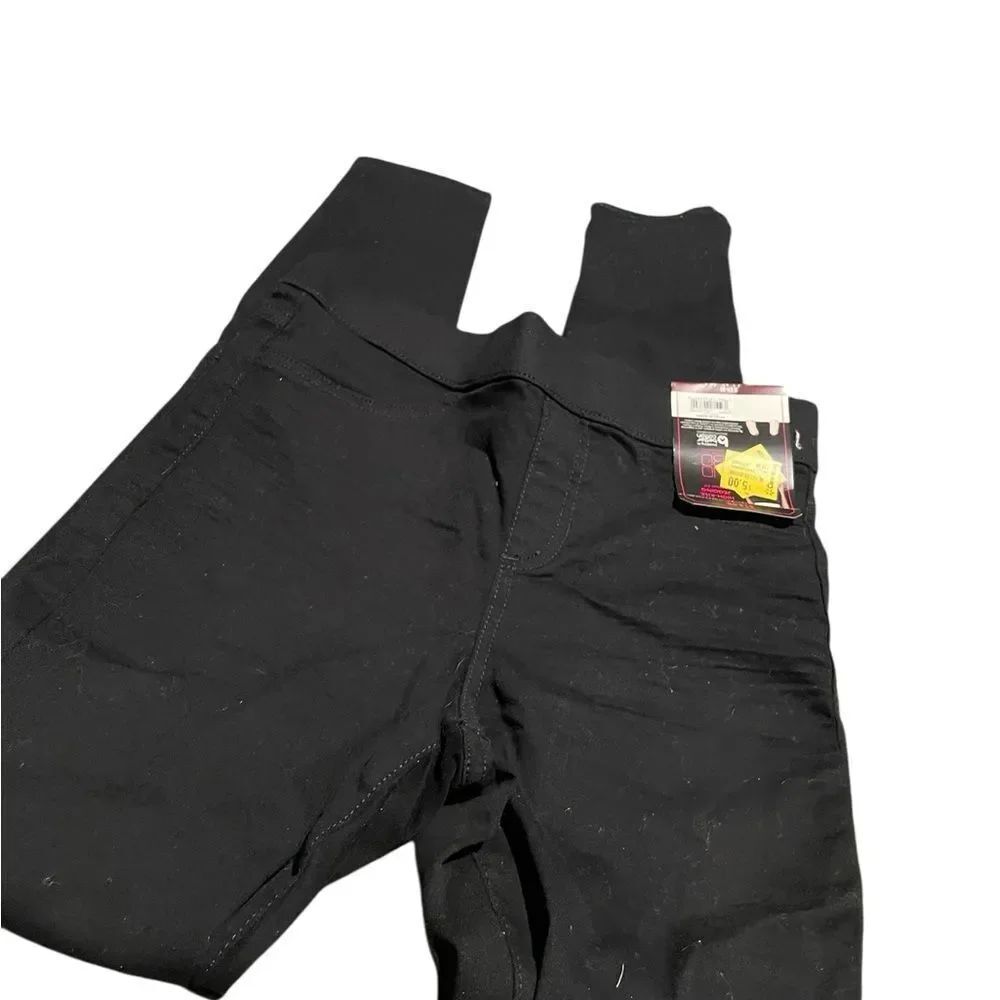 No boundaries  Black leggings new with tags size small see pics
